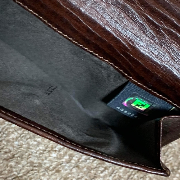 ❤FENDI Handbag with Matching Wallet❤ - Picture 10 of 15